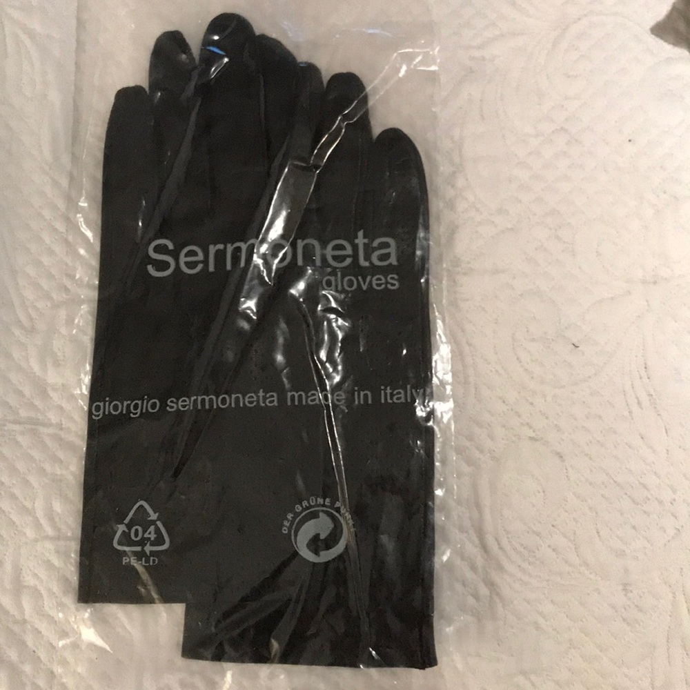 NEW Sermoneta leather gloves